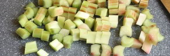 пирожки с ревенем