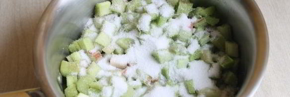 пирожки с ревенем