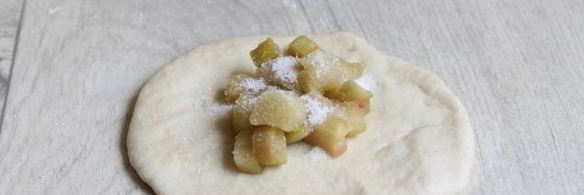 пирожки с ревенем