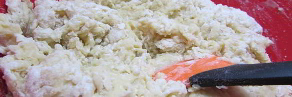 пирожки с вареной сгущенкой