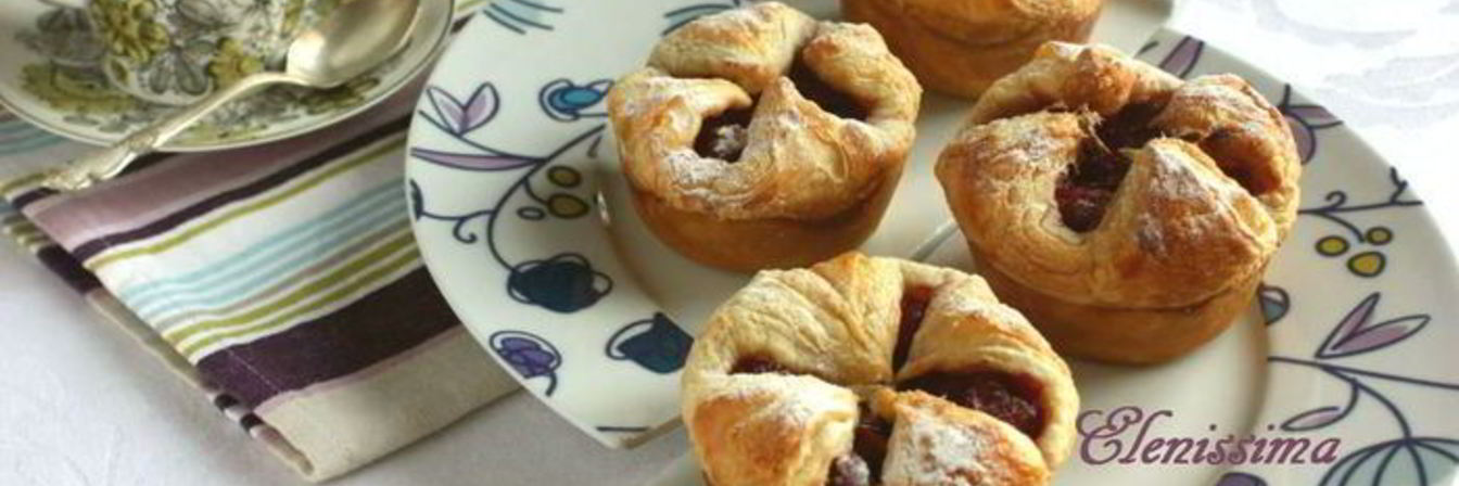 Пирожки с вишней