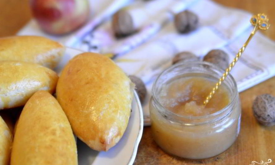Рецепт пирожков с яблочным повидлом