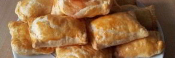 пирожки с яблоками из слоеного теста