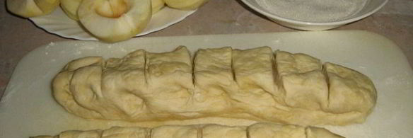 пирожки с яблоками