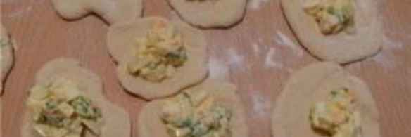 пирожки с яйцом