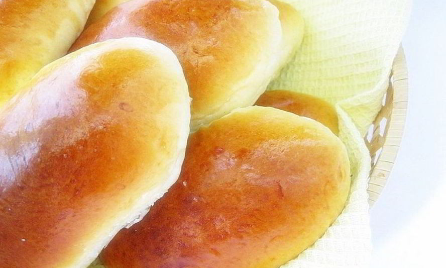 Рецепт пирожков со смородиной из дрожжевого теста