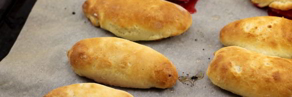 пирожки со смородиной