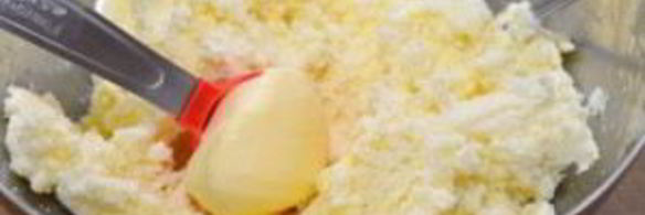 сдобные пирожки с творогом