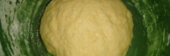 сдобные пирожки с вишней