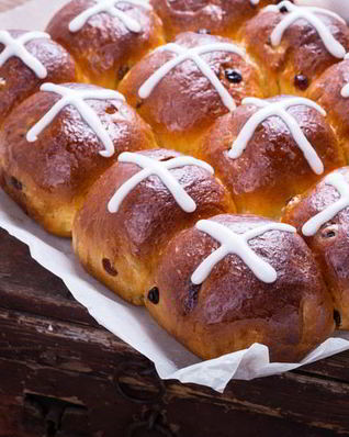 Сладкие пирожки с изюмом в духовке