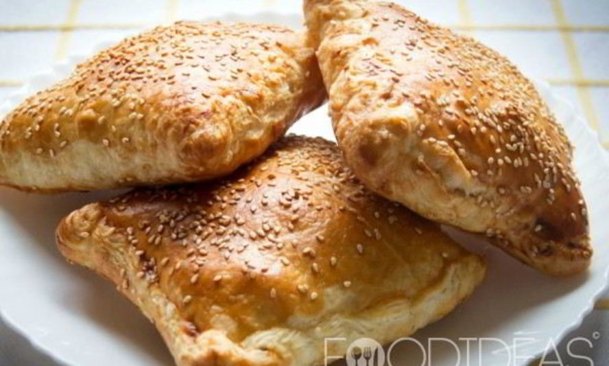 Рецепт слоеных пирожков с курицей