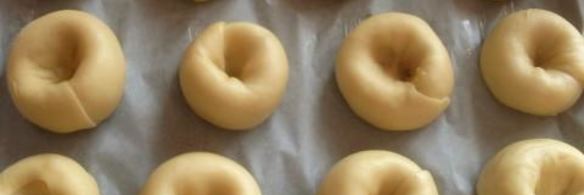 слоистые пирожки с картофелем