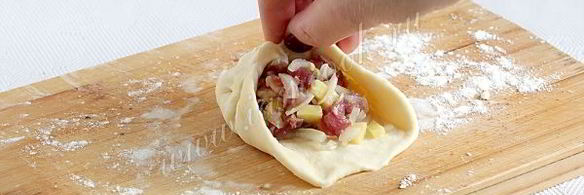 татарские пирожки с мясом и картофелем
