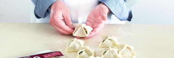 яичные пирожки с черемшой и зеленым луком