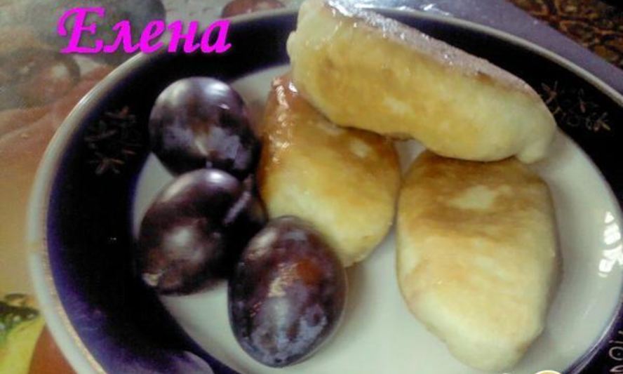 Рецепт жаренных пирожков со сливами
