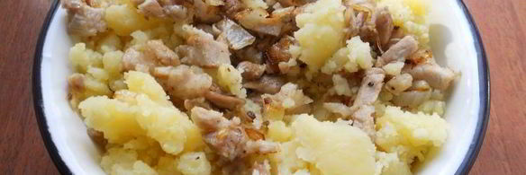 жареные пирожки с картофелем и мясом