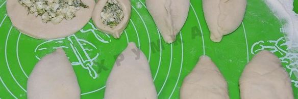 жареные пирожки с луком и яйцом на кефире