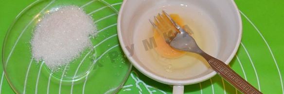 жареные пирожки с луком и яйцом на кефире