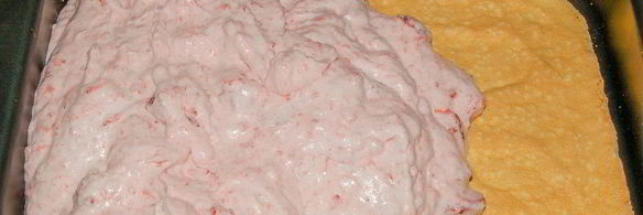 бисквитное пирожное с клубничным суфле