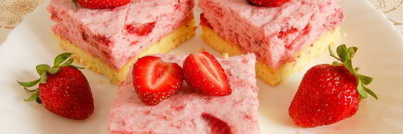 бисквитное пирожное с клубничным суфле