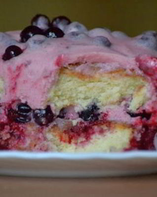 Бисквитное пирожное Ягодка