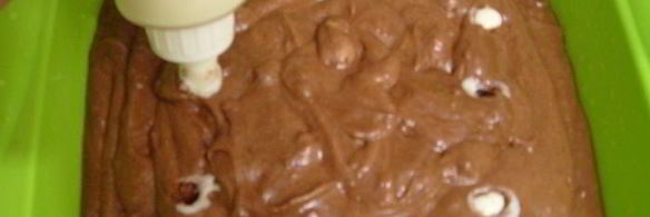 брауни с грецким орехом и сливочной начинкой