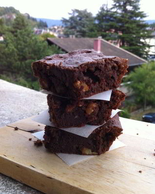 Брауни с миндалем