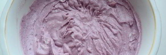 брауни с сырно-черничной прослойкой