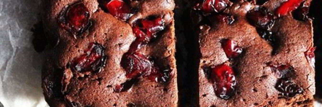 Брауни с вишней в мультиварке