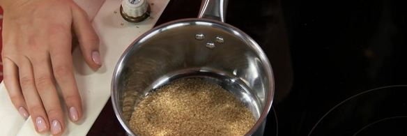 карамельные пирожные с фруктами