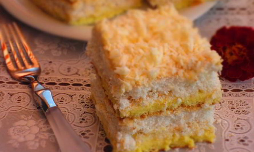 Рецепт кокосового пирожного с нежным сливочным кремом