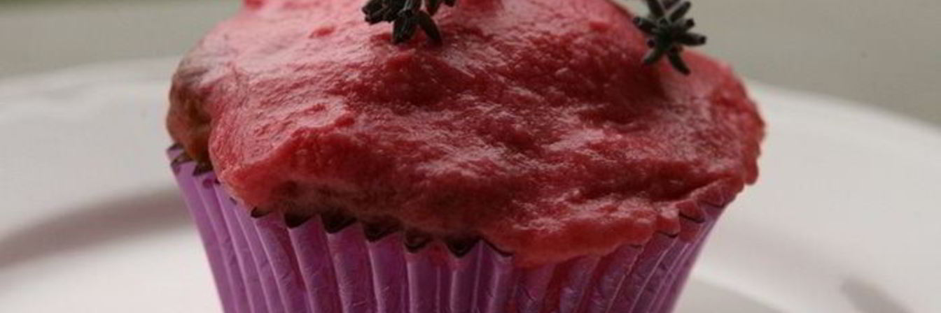 Лавандовые пирожные