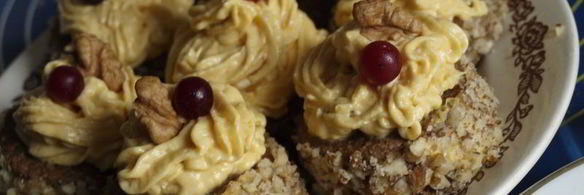 овсяно-ореховое пирожное с тыквенно-творожным кремом