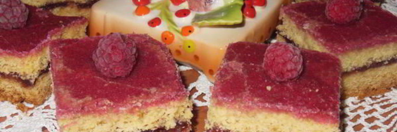 Песочное пирожное Малинка