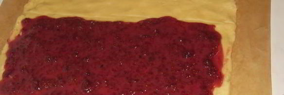 песочное пирожное малинка