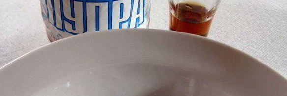 песочное пирожное с глазурью