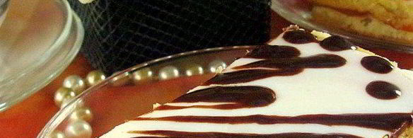 песочное пирожное с глазурью