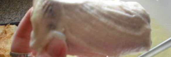 пирожное из слоенного теста