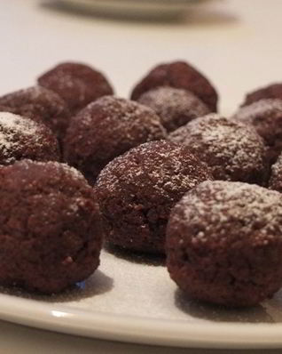 Пирожное картошка из печенья с молоком