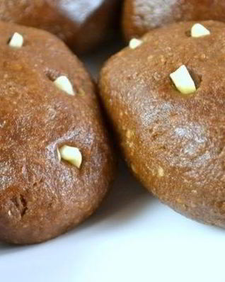 Пирожное Картошка из сухарей и сгущенки