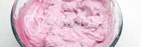 пирожное с вишней