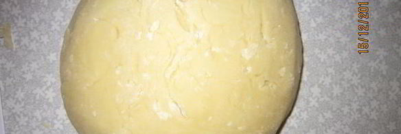 пирожные персики