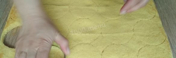 пирожные с клубникой и бананом