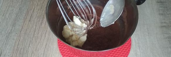 пирожные с клубникой и бананом