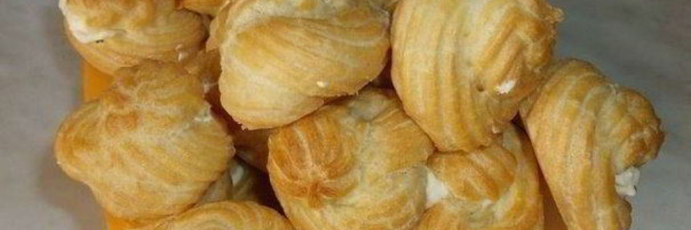 Пирожные заварные со сливочным кремом