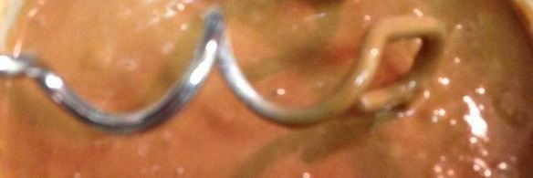 шоколадное пирожное с малиной