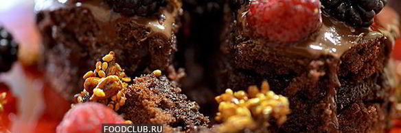 шоколадное пирожное