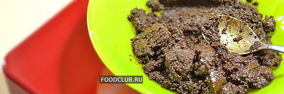 шоколадное пирожное