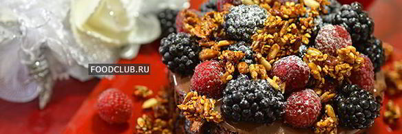 шоколадное пирожное