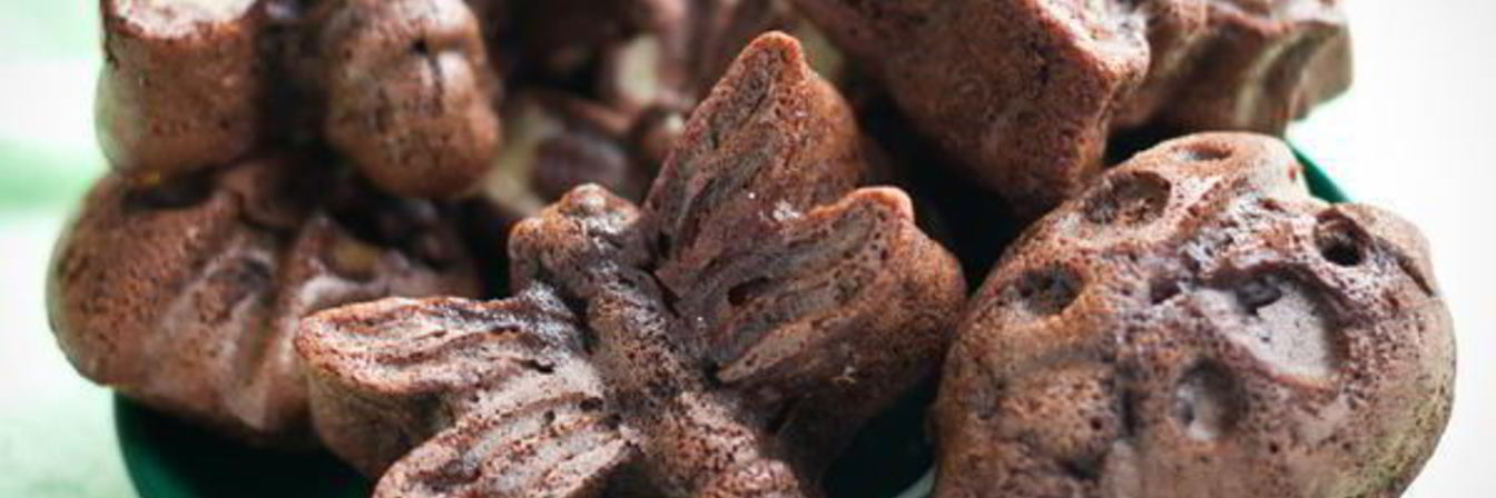 Шоколадные пирожные с бананом